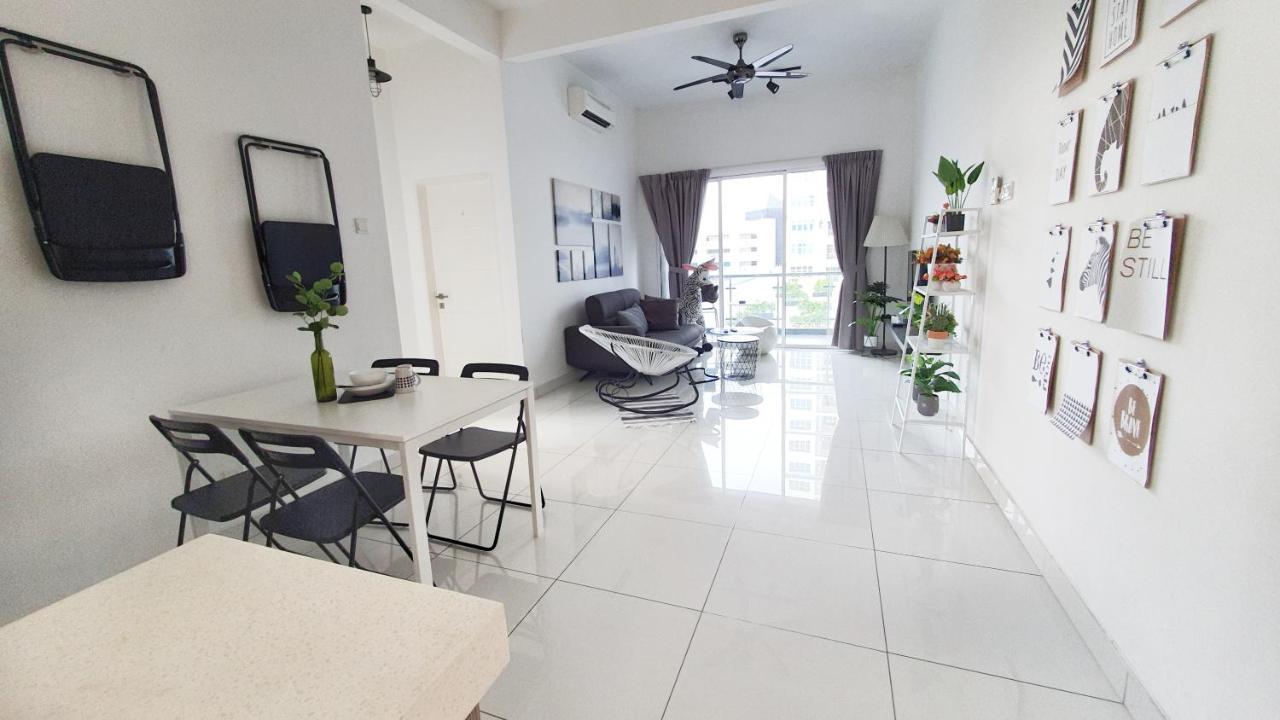 No.7 The Zebra @ Puchong Skypod Residence 외부 사진